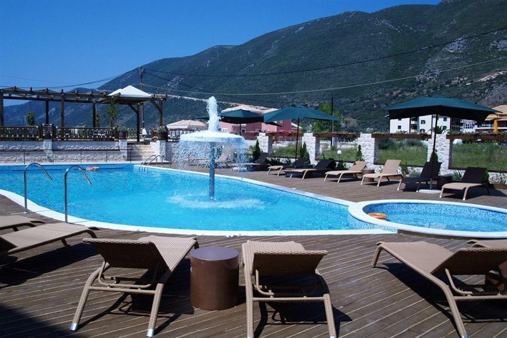 Enodia Hotel Vassiliki Esterno foto